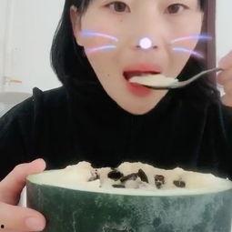 秀一下吃瓜视频在线观看,吃瓜视频在线观看，揭秘娱乐圈幕后故事