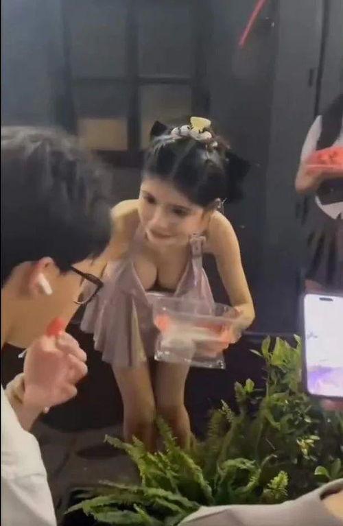 各大网红吃瓜现场视频