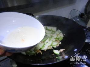 宝宝吃炒角瓜视频大全